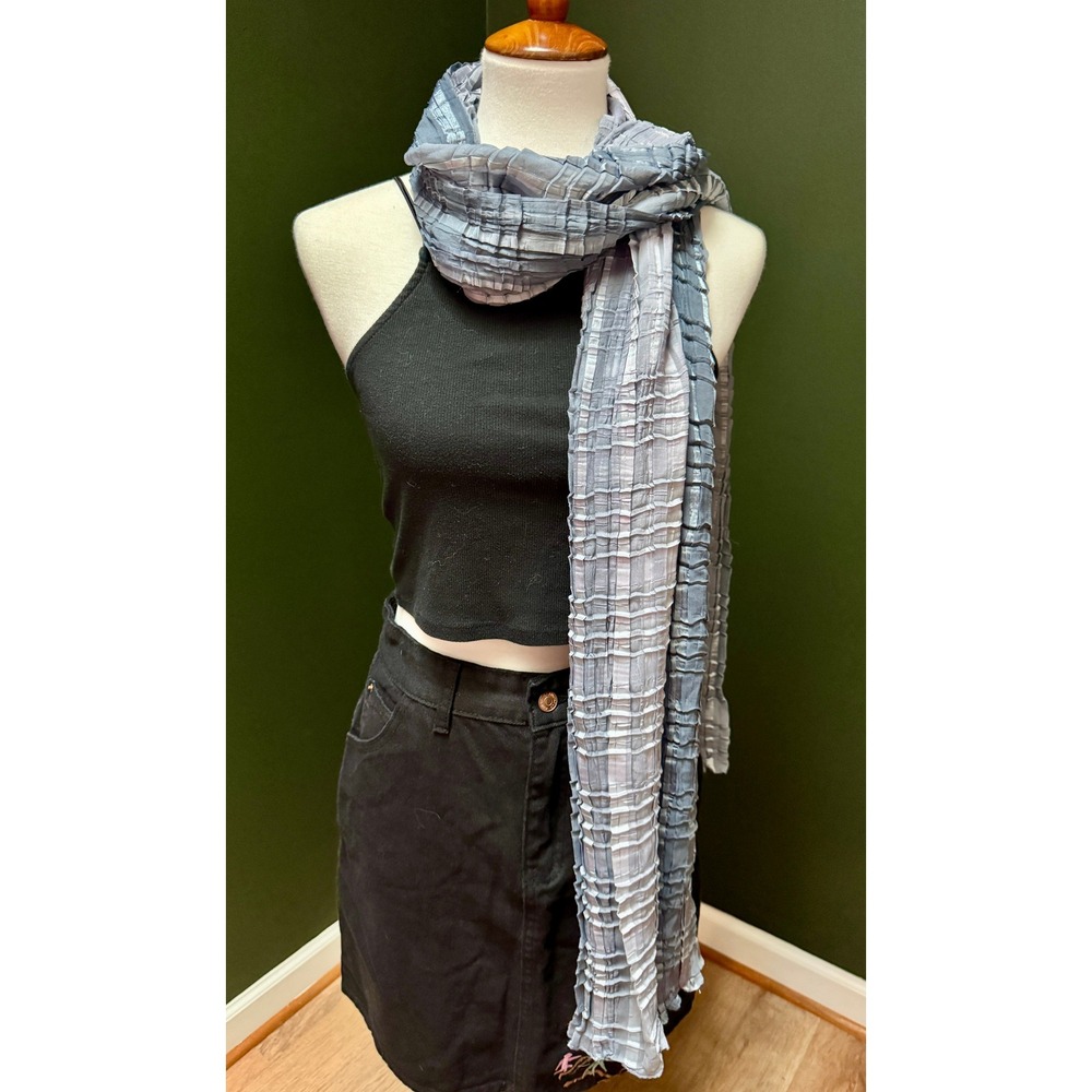 Gray Crinkle‎ Pleated Lightweight Scarf